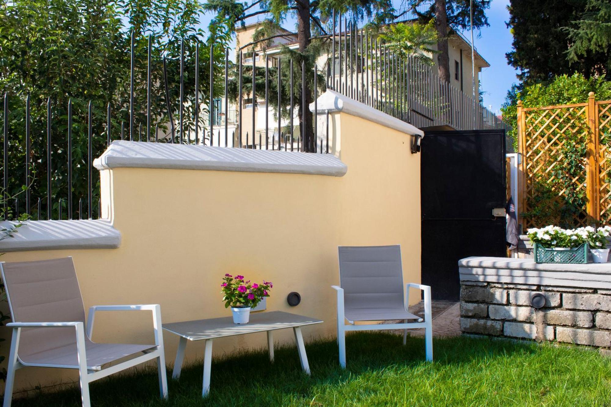Relais Montedonzelli Bed & Breakfast 2*