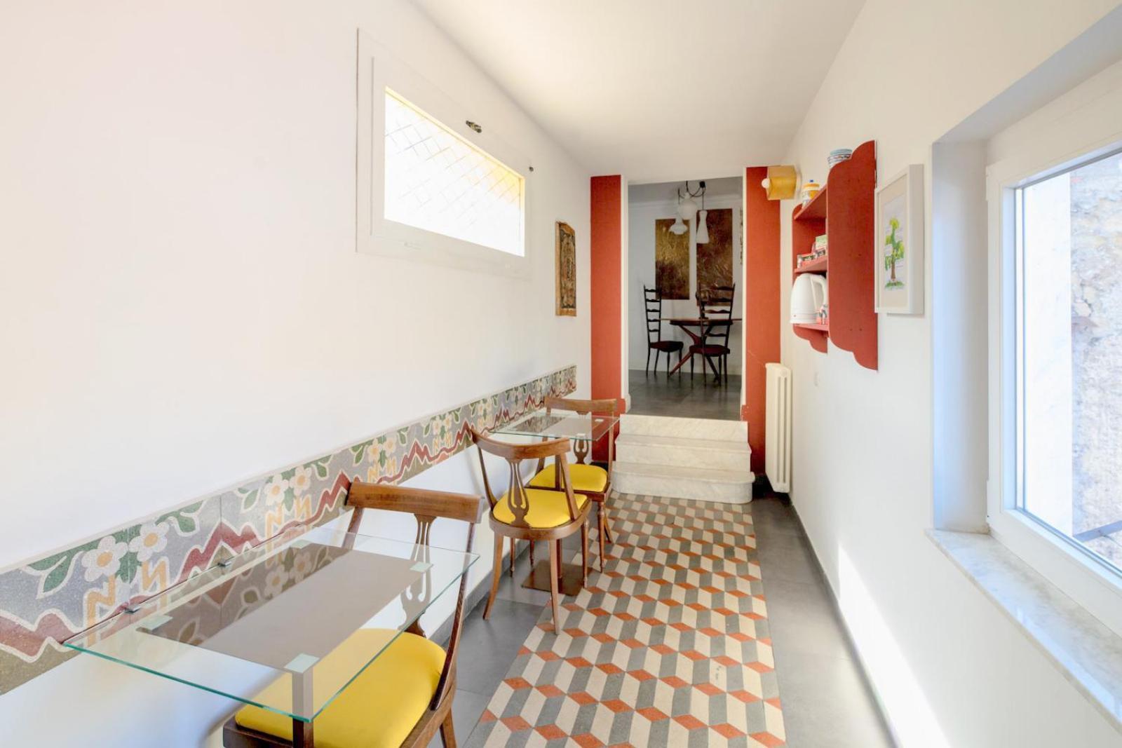 Mimi Terrace Apartment *