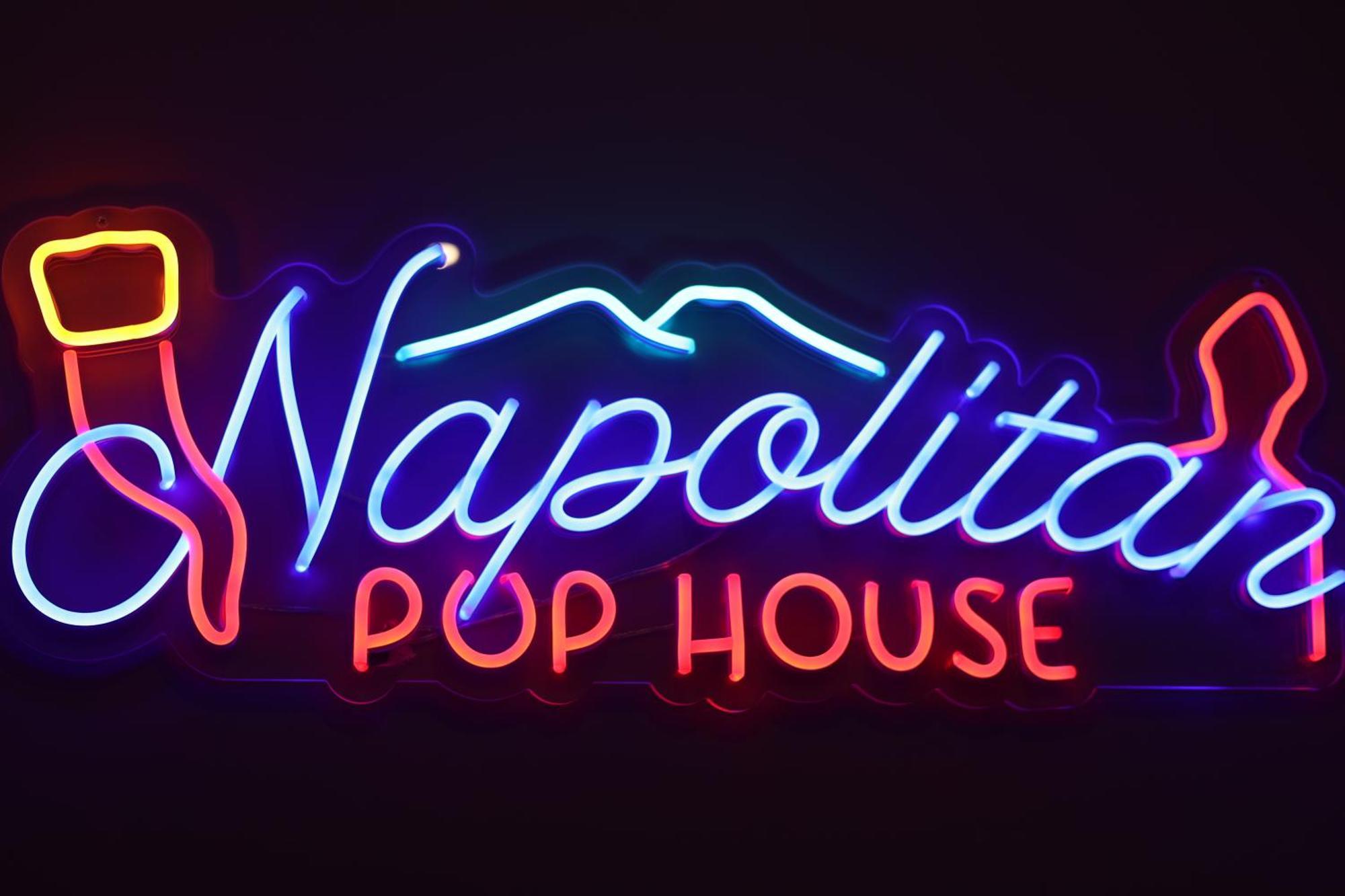 Bed & Breakfast Napolitan Pop House