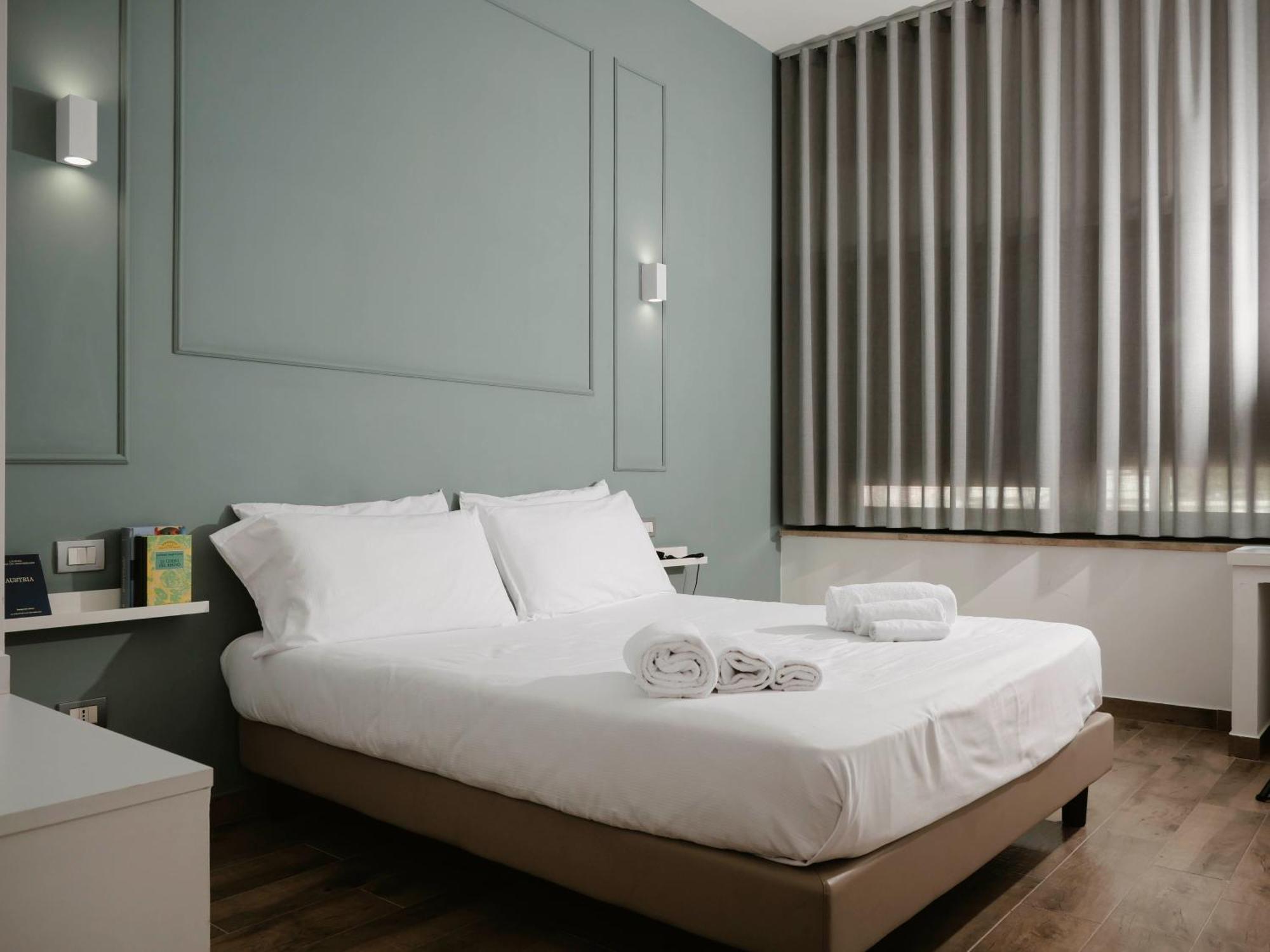 Millennium Gold 4* Naples