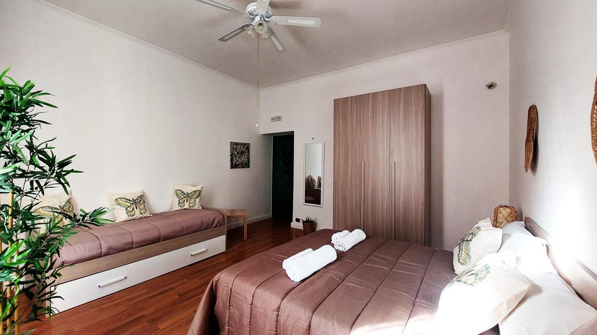 Grande & Favoloso Vicino Il Museo Madre Apartment Naples