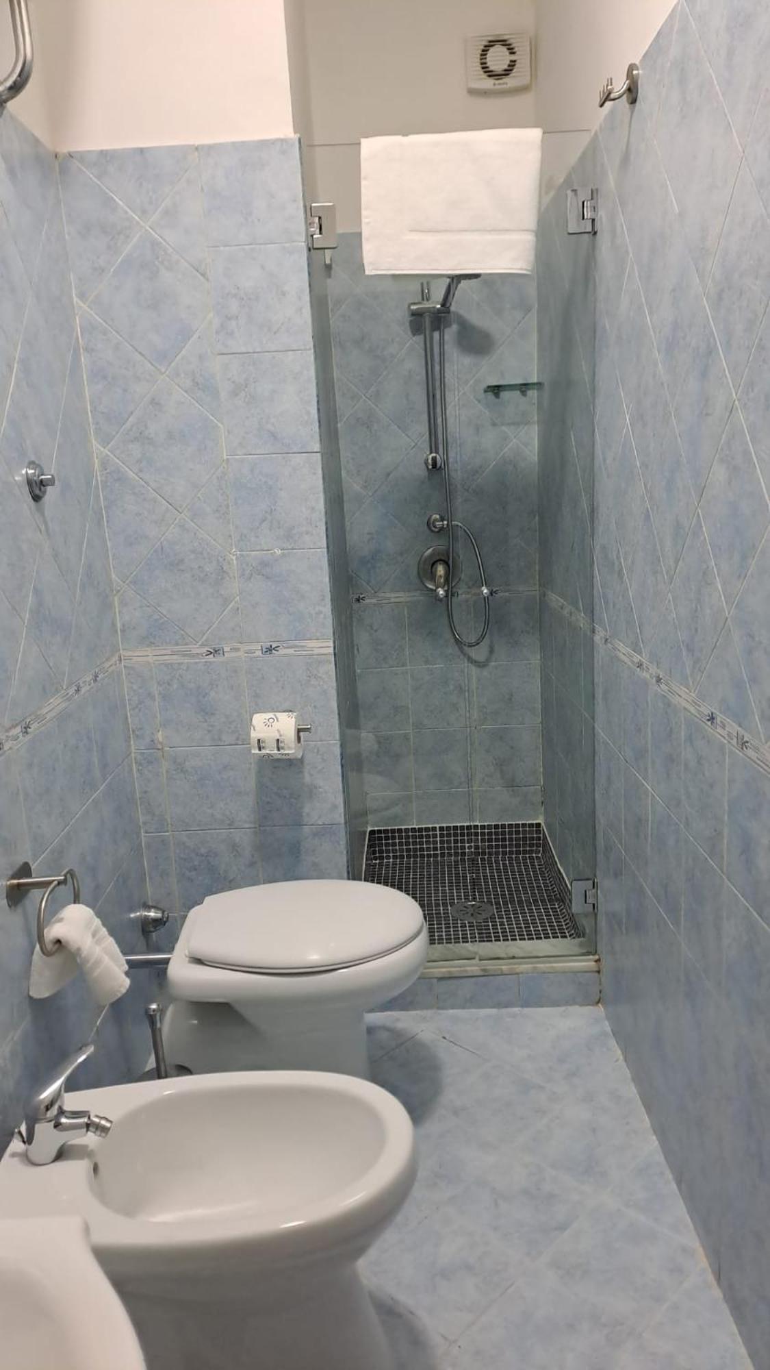 Royal Poerio Guest house