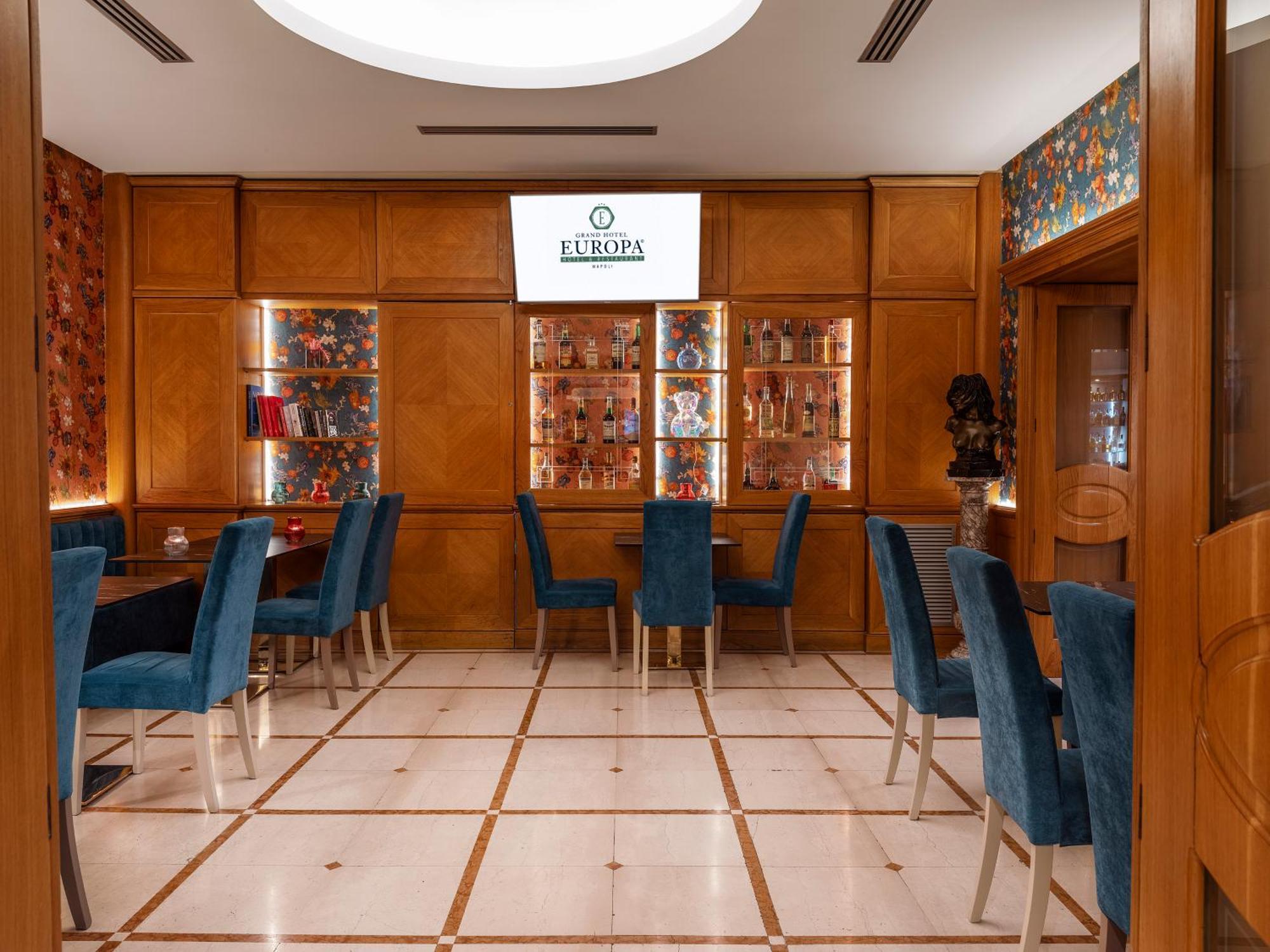Grand Europa & Restaurant Hotel Naples