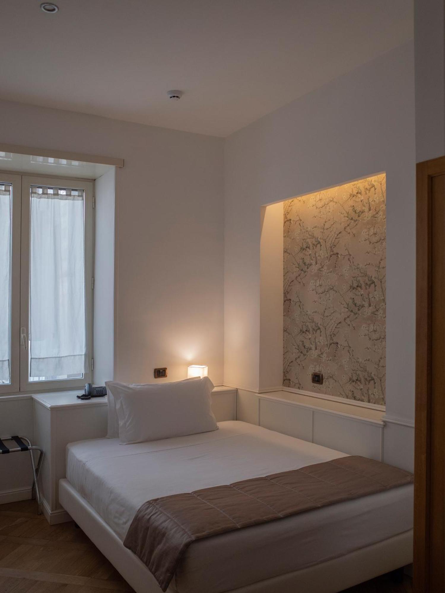 Grand Europa & Restaurant 3* Naples