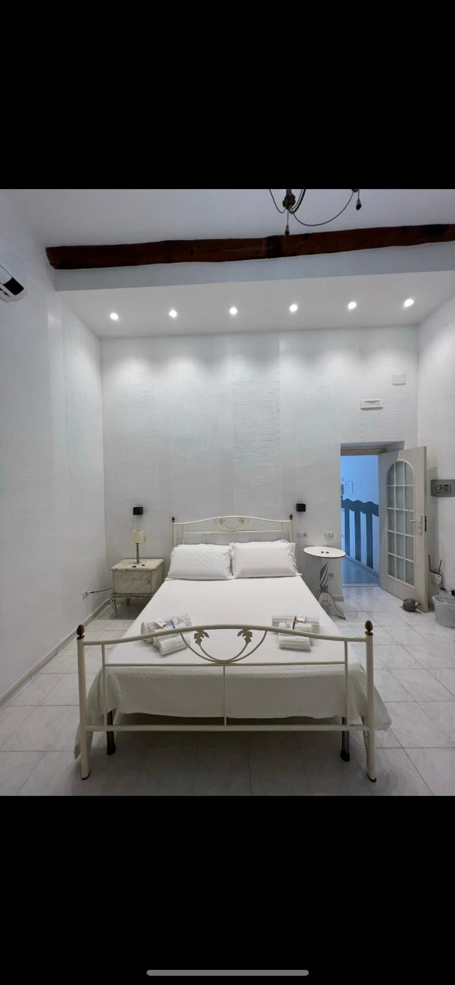 Apartment Varriale House Parking Free Small Car