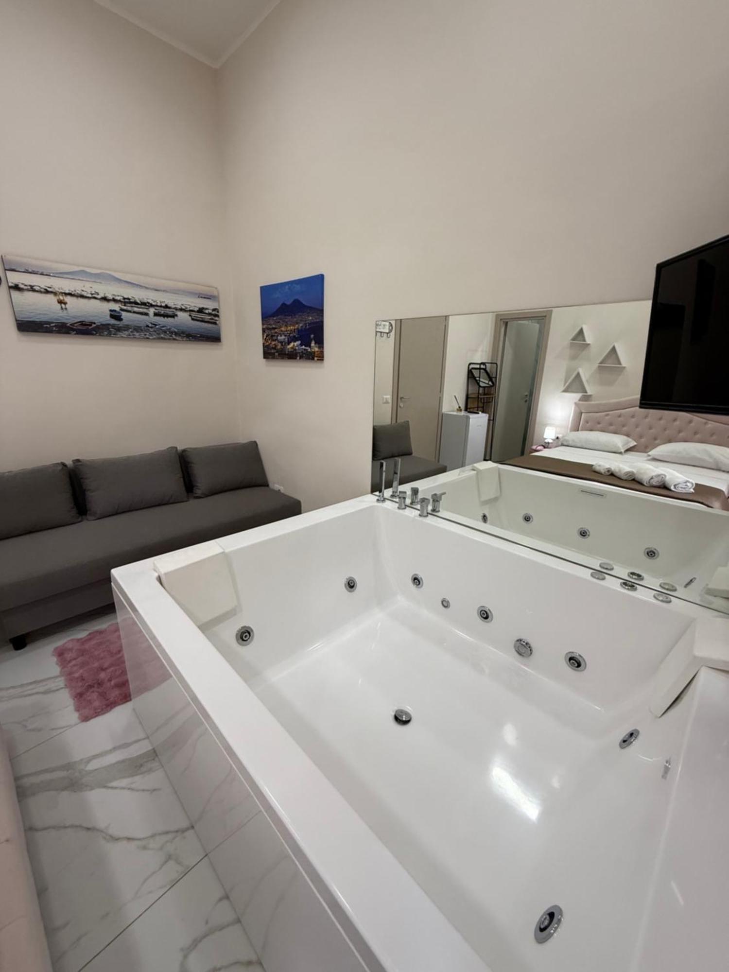 Valentino Suites&terrace Naples