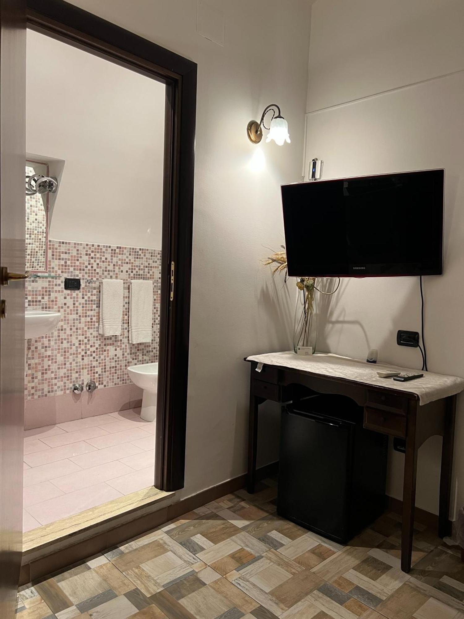 La Dimora Di Nettuno Bed & Breakfast