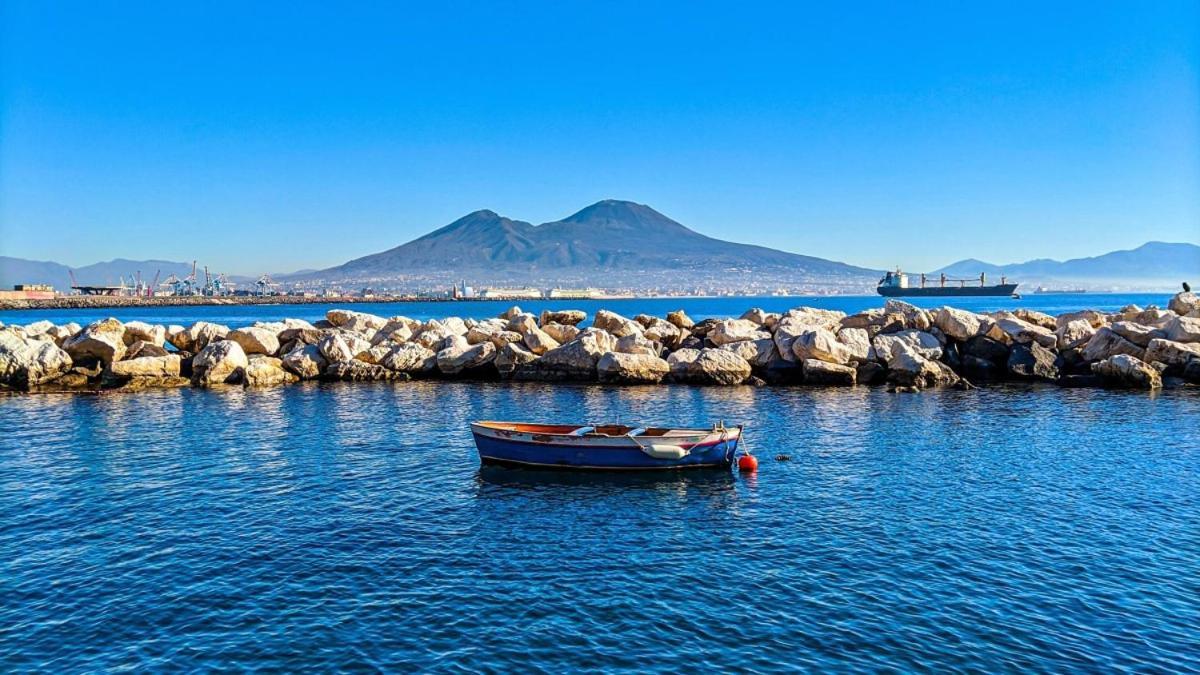 Four Points * Naples