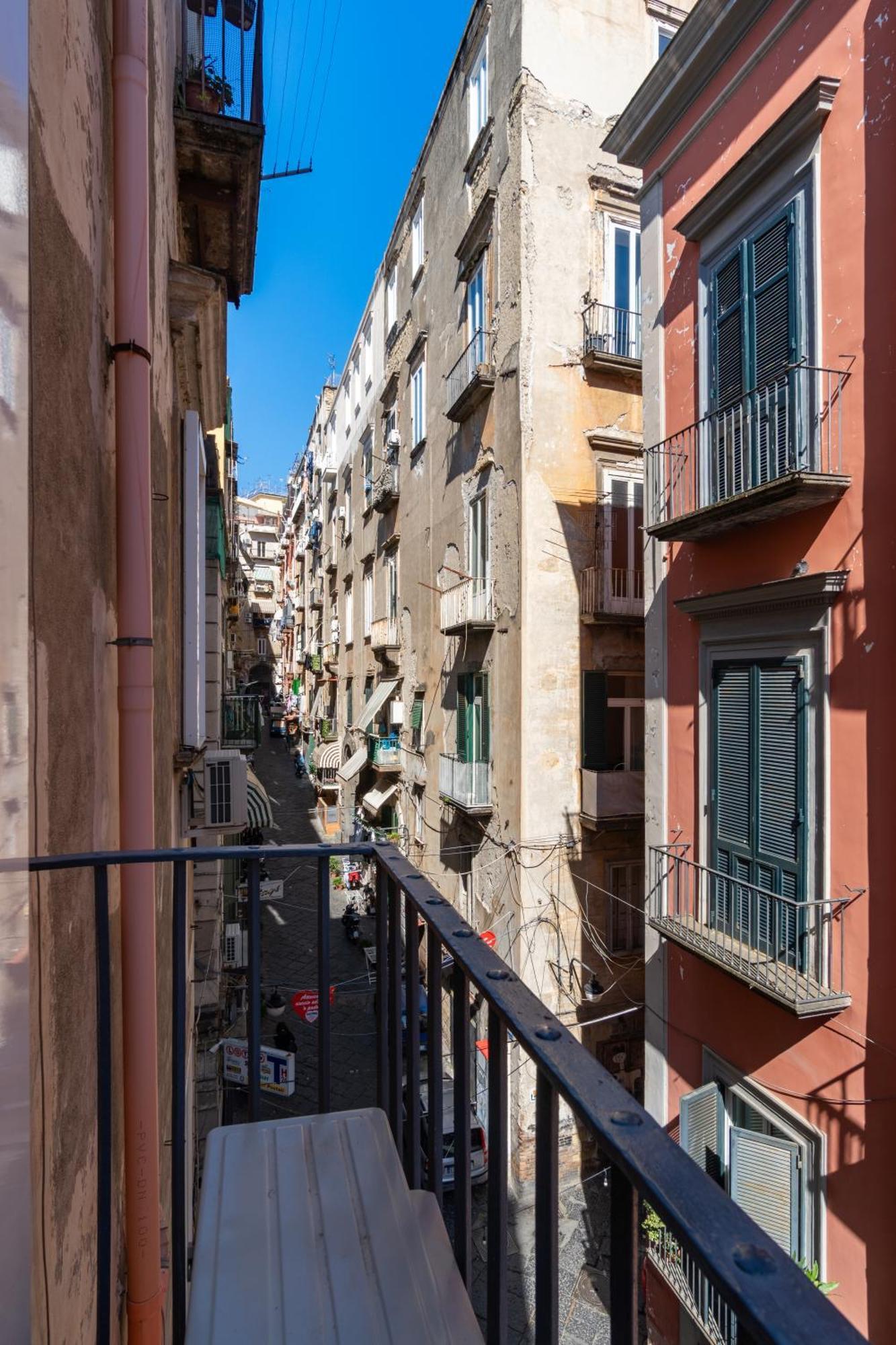 Visit Naples