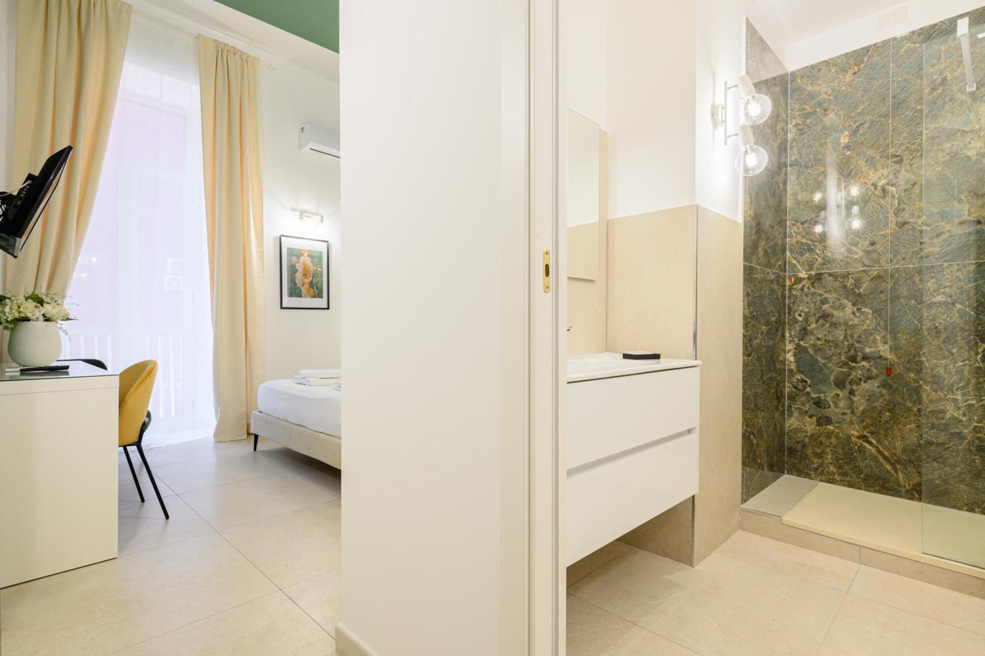 Into Mann Guest house *