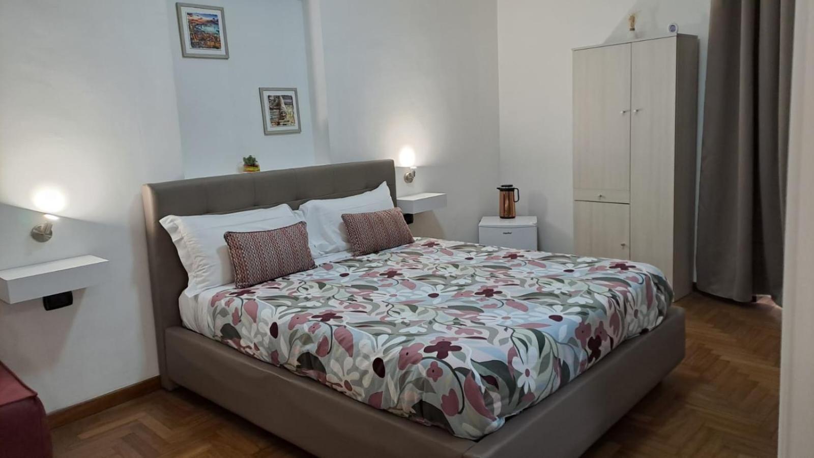 Royal Poerio Naples