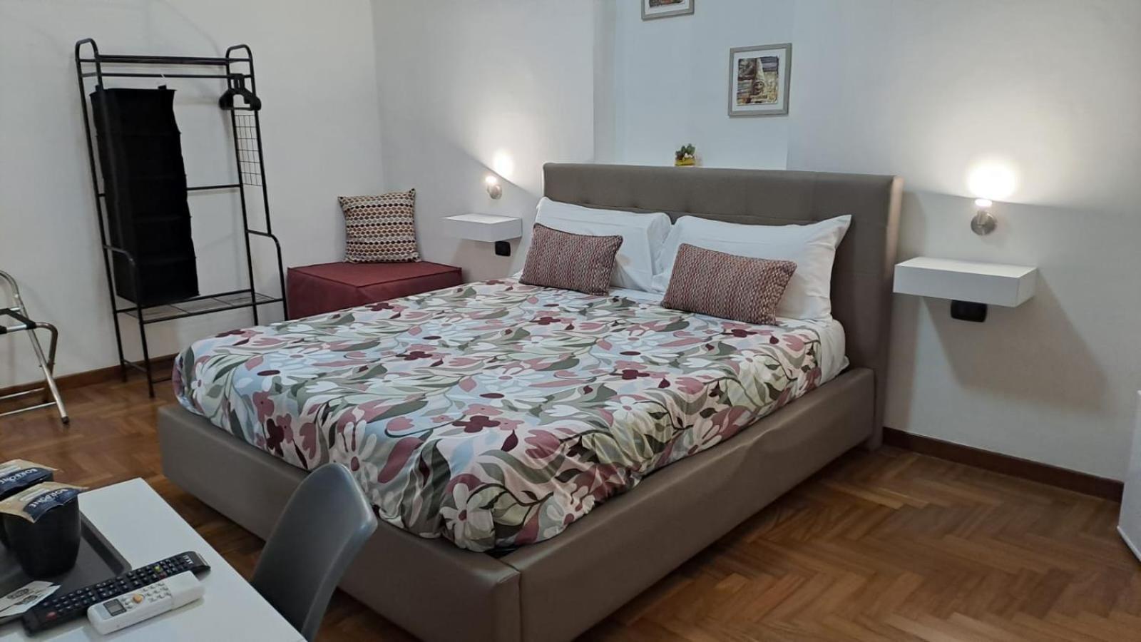 Guest house Royal Poerio