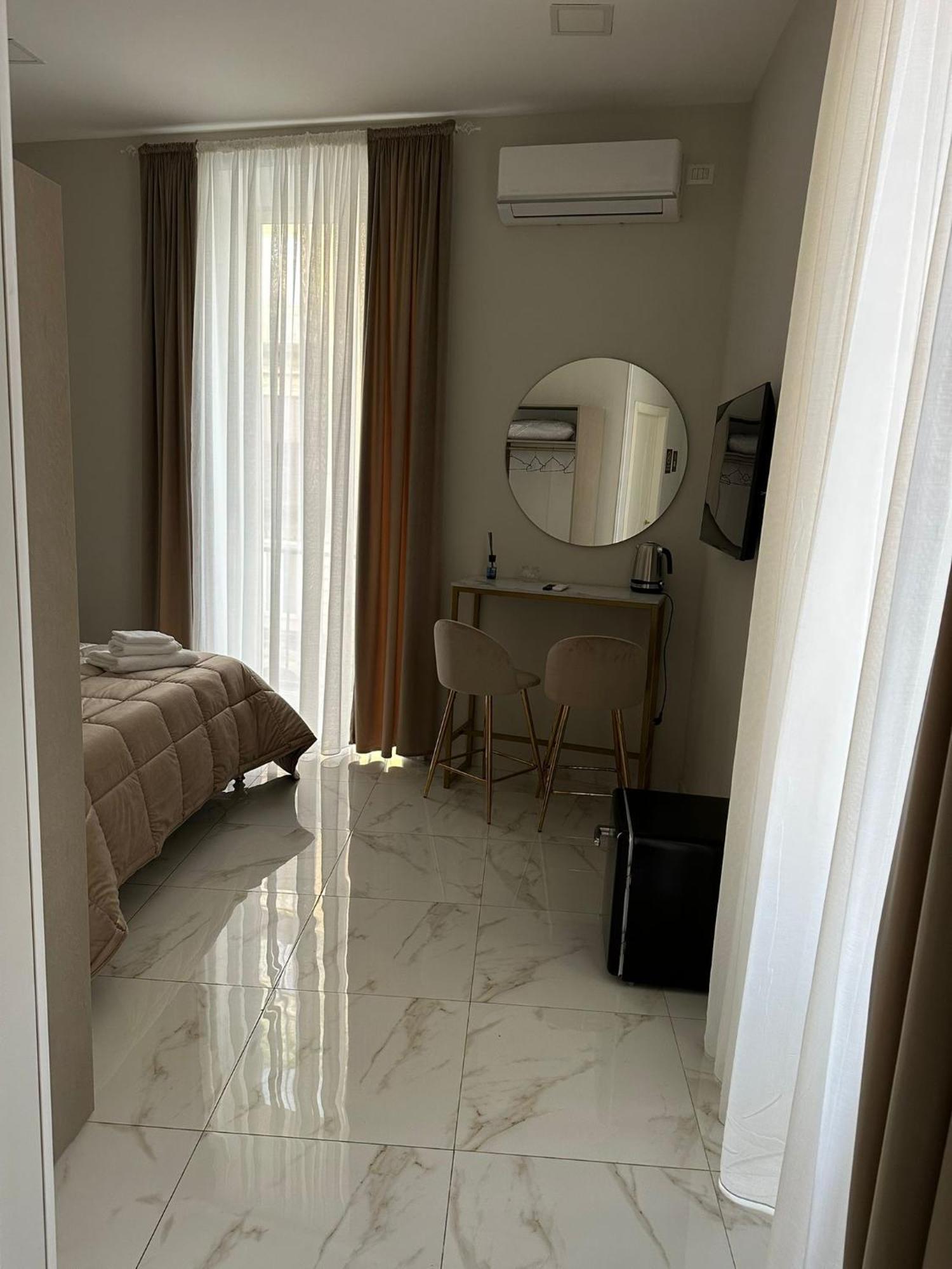 Vener Luxury * Naples