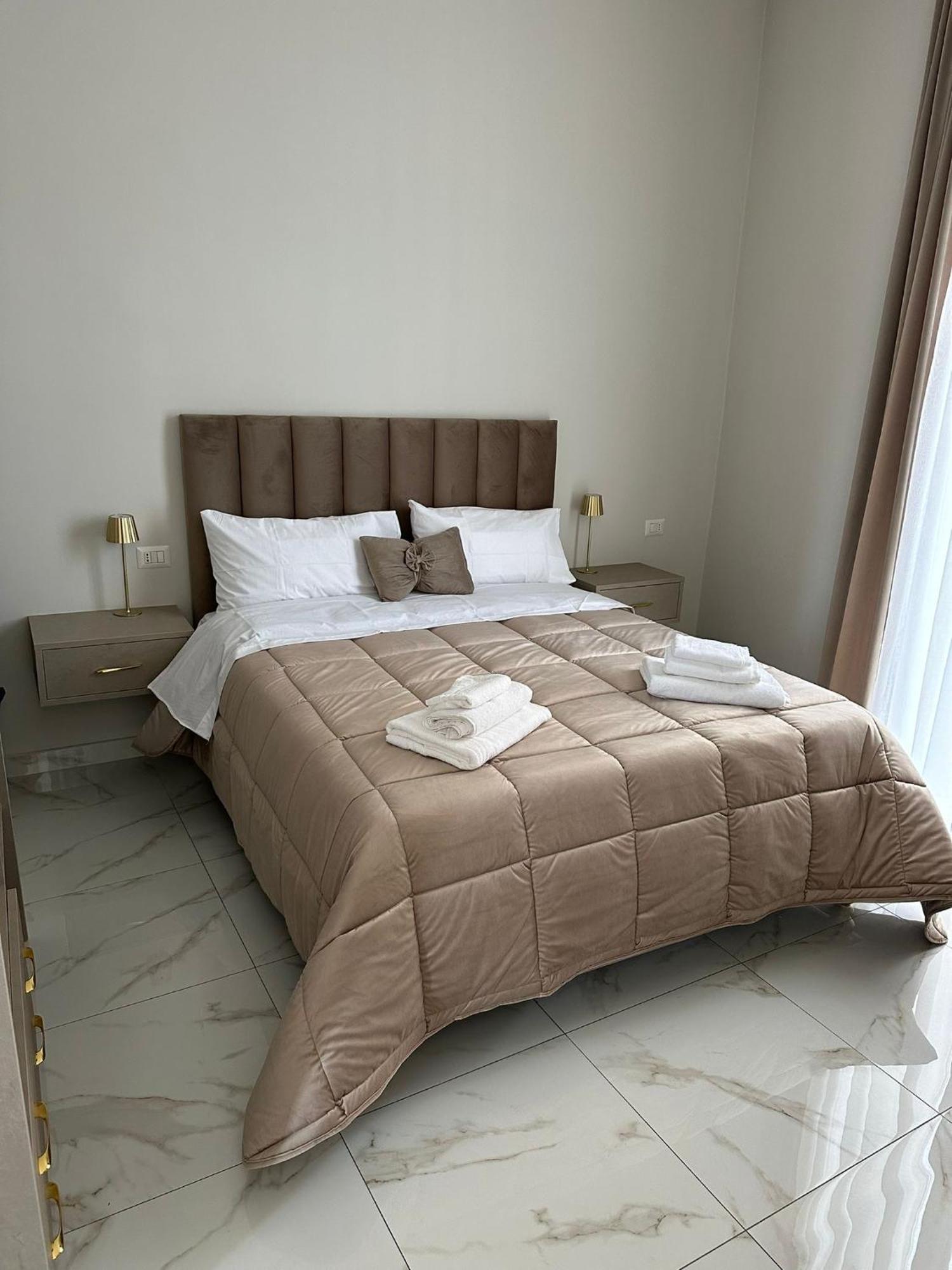 Vener Luxury Bed & Breakfast Naples