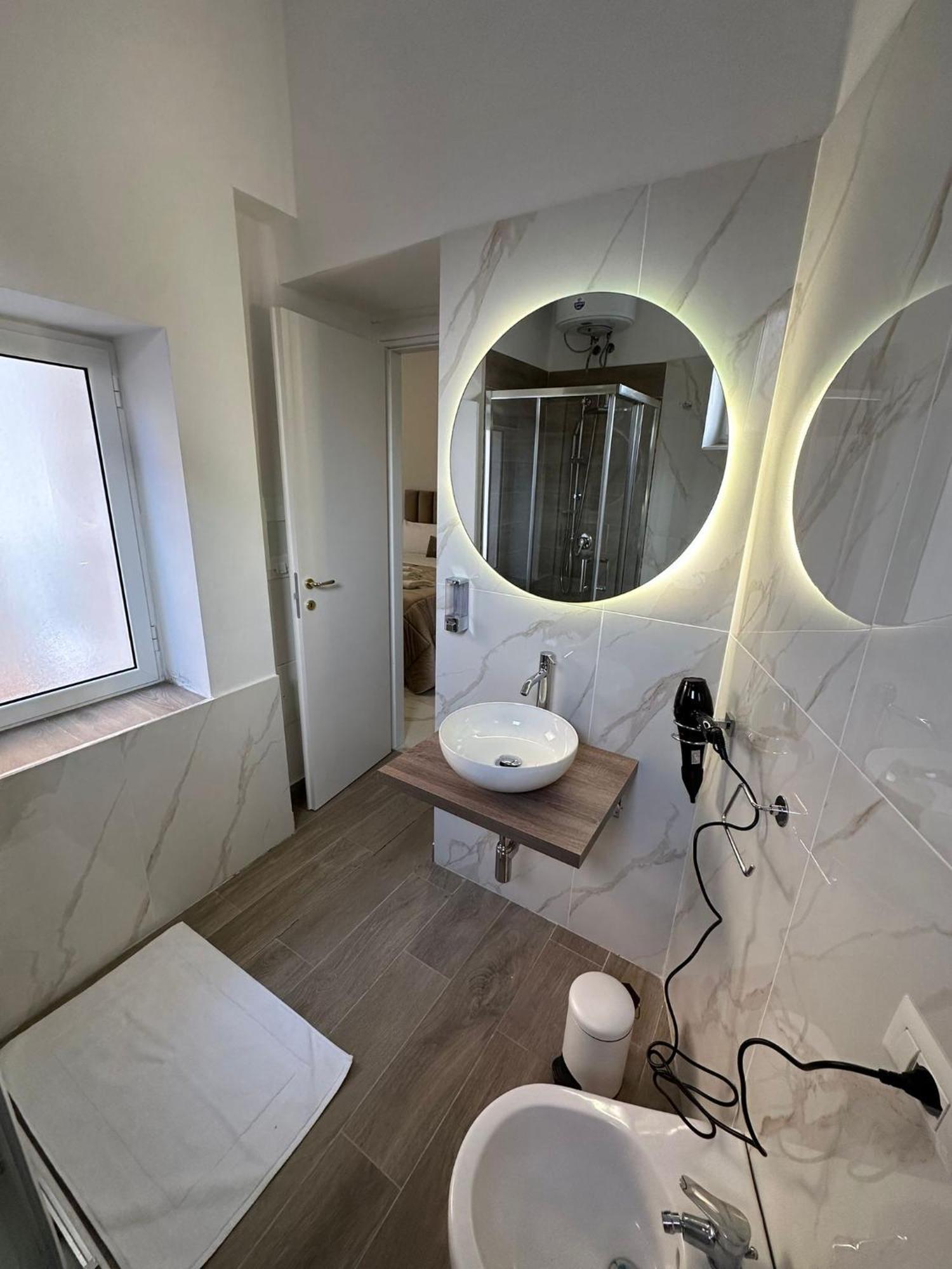 Vener Luxury Bed & Breakfast Naples