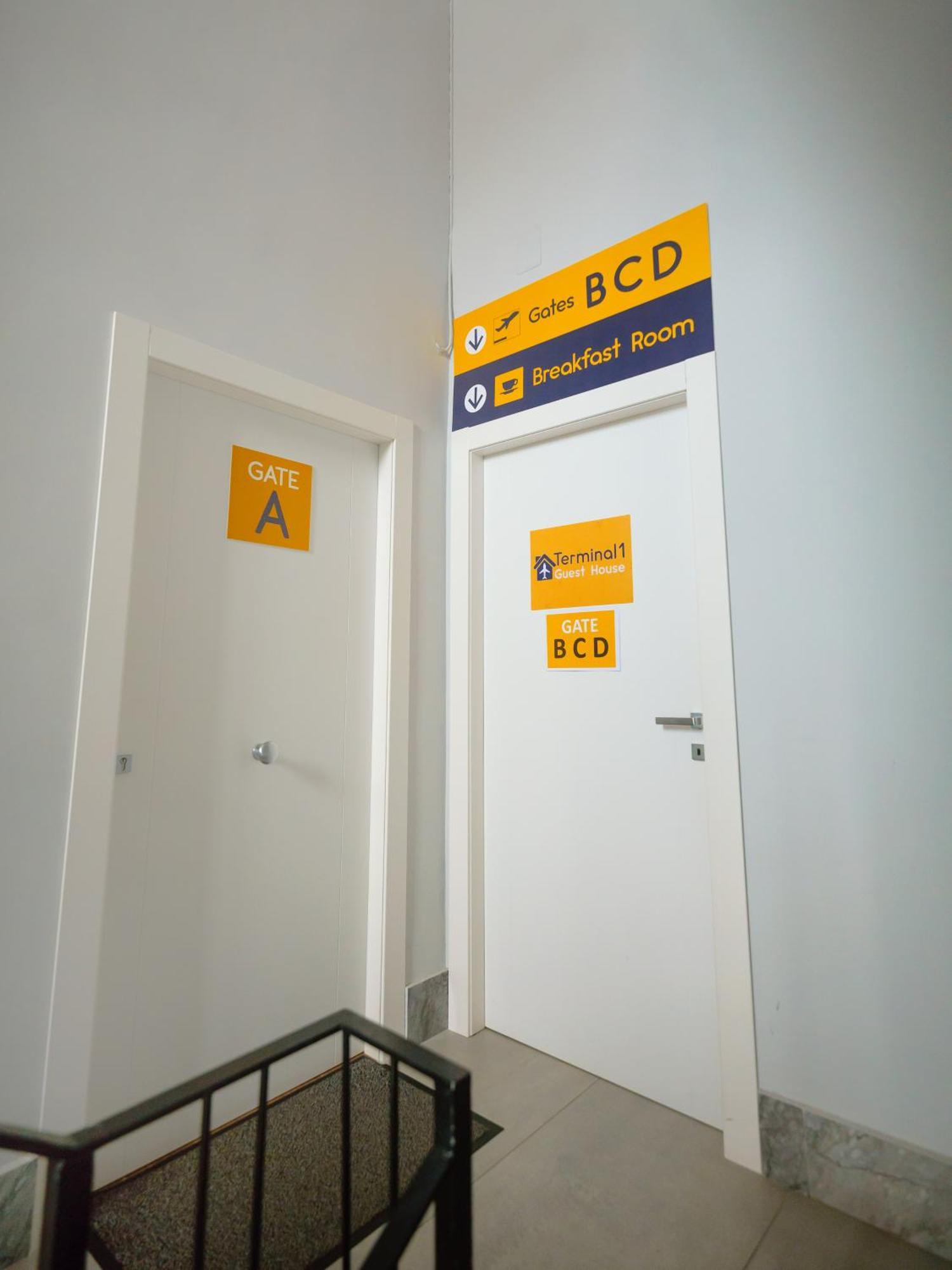Terminal 1 Naples