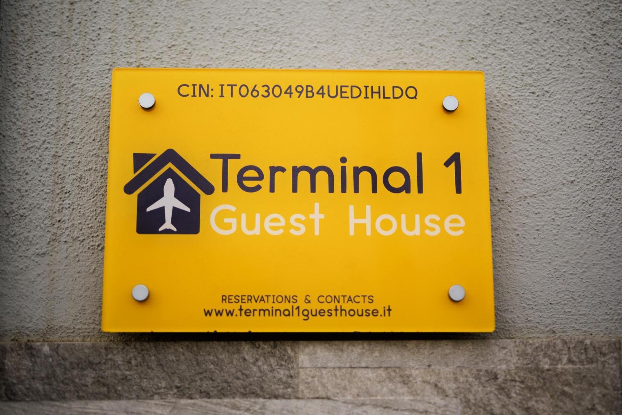 Terminal 1