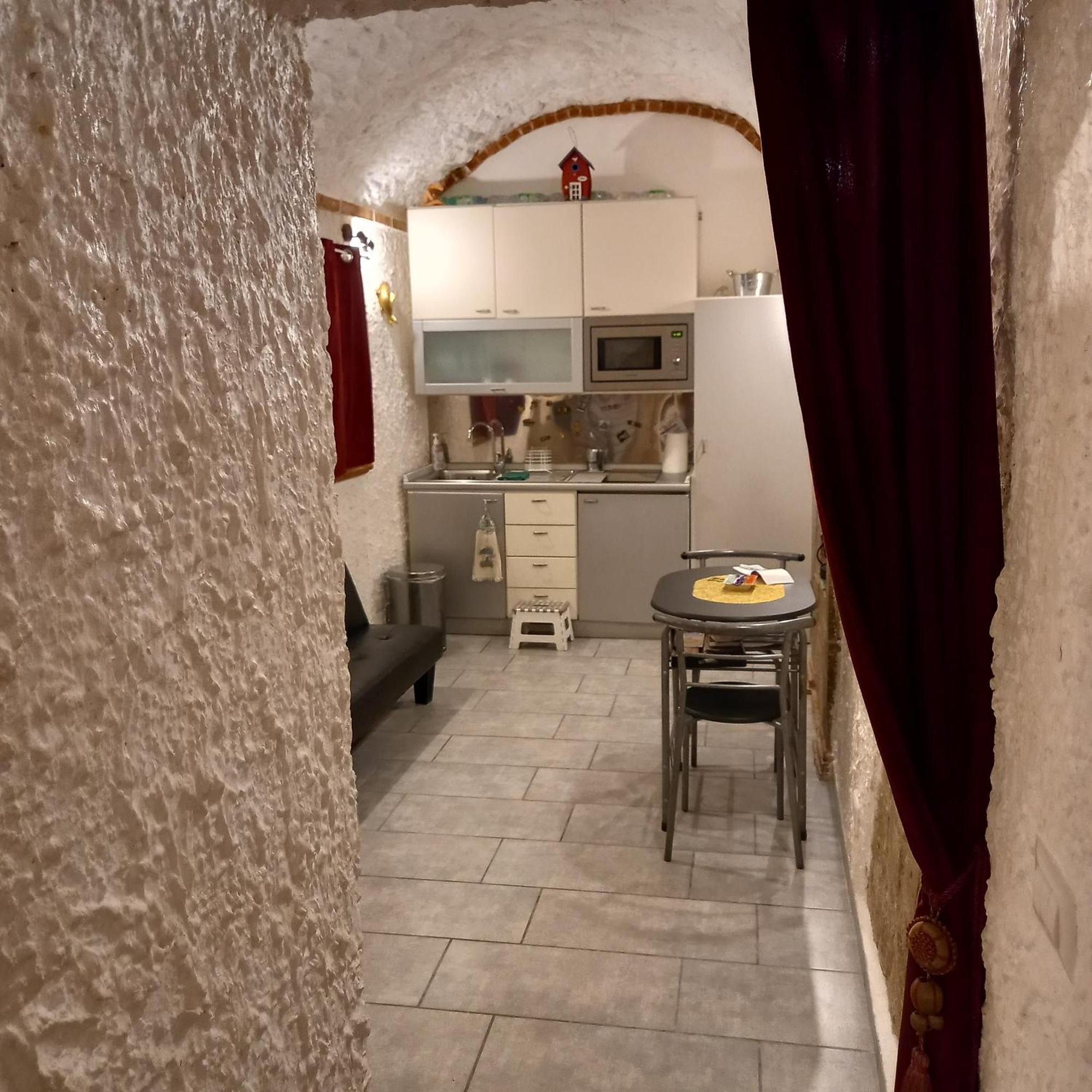 La Grotta Holiday home
