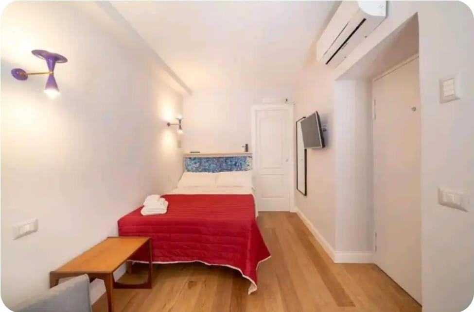 Galluppi Flat By Houseinnaples Apartment