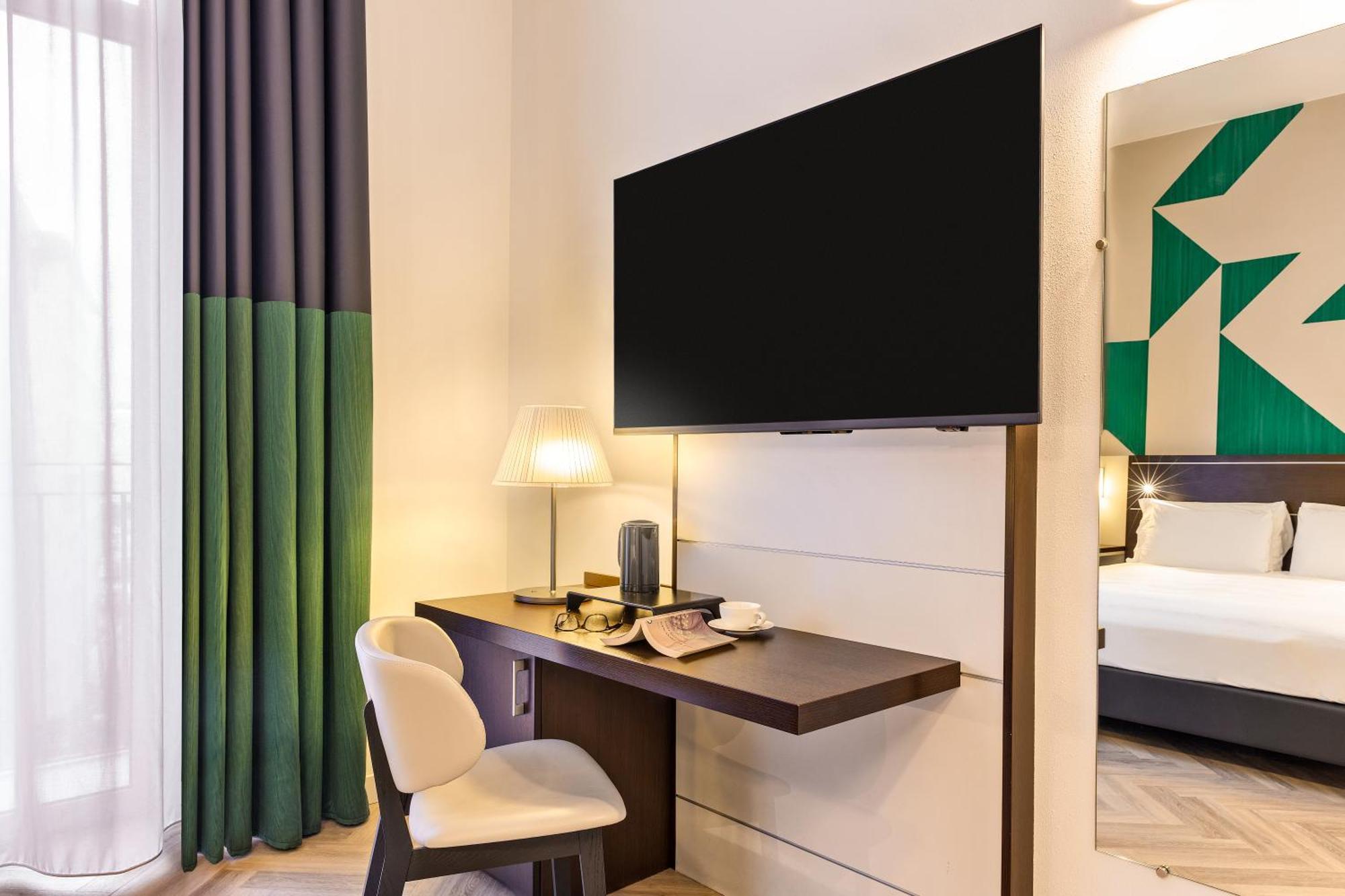 Hotel Mercure Centro Angioino Naples