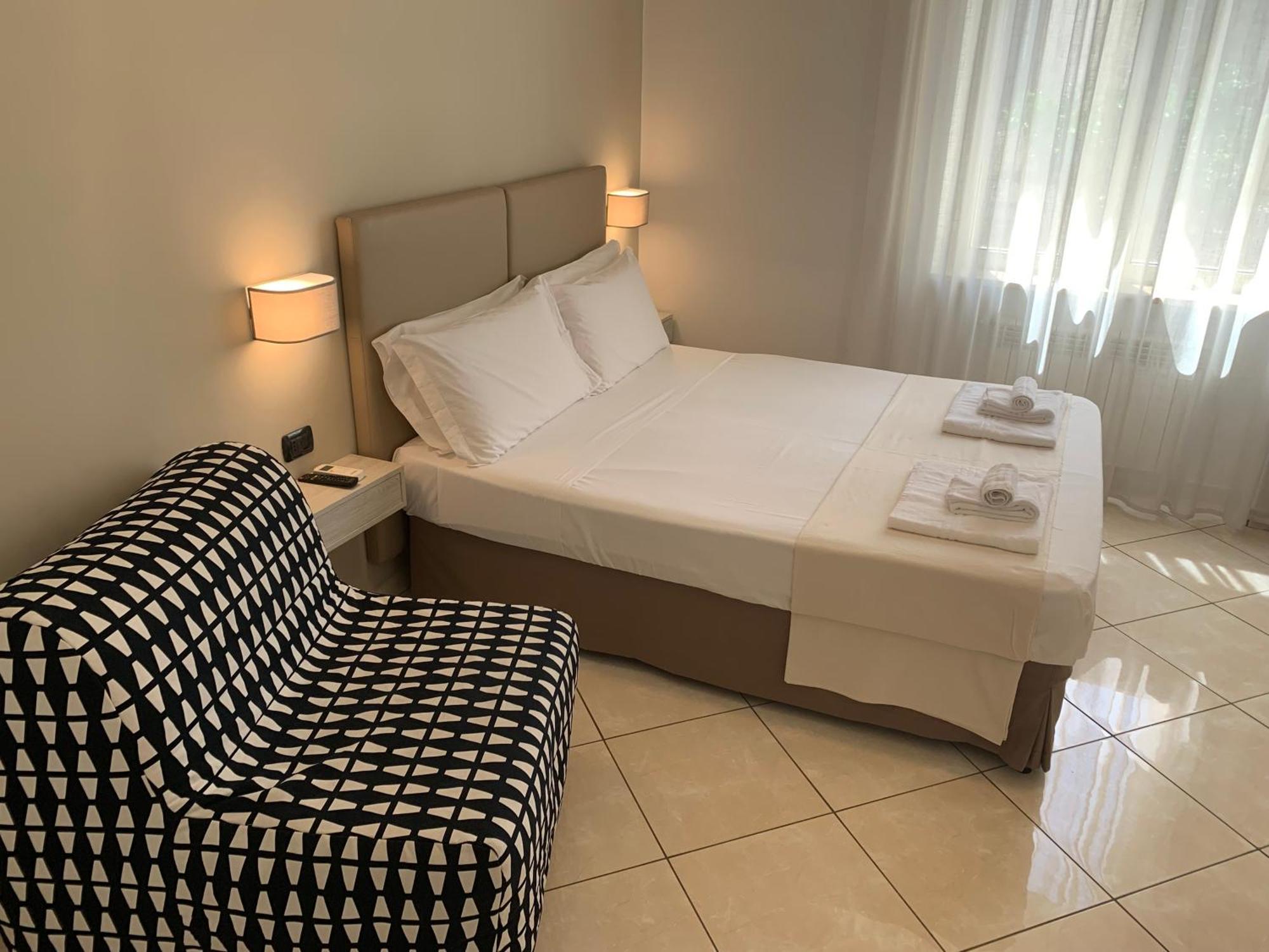 Tuanis Guest house Naples