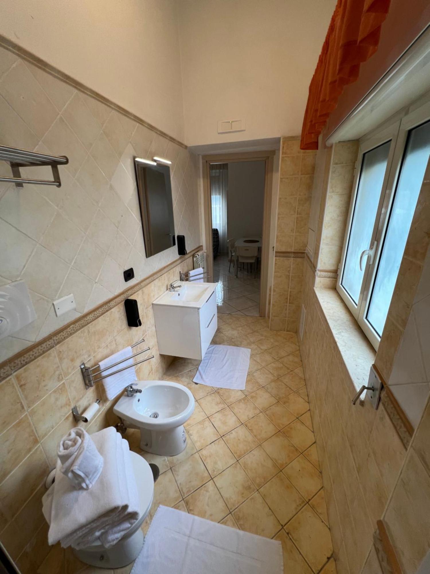 Tuanis Guest house