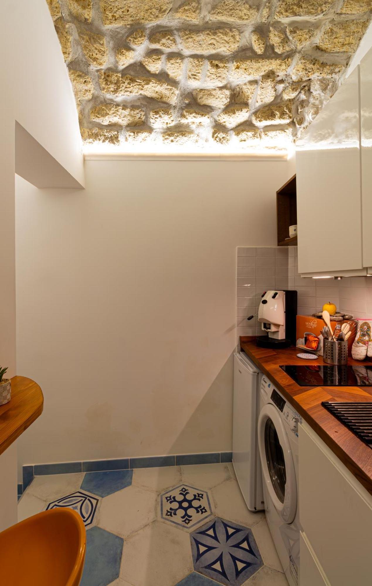 Montesantini House Apartment *