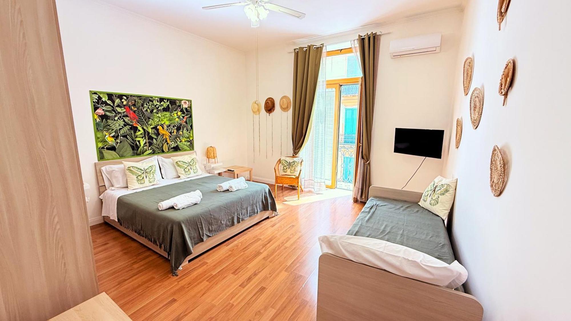 Grande & Favoloso Vicino Il Museo Madre Apartment Naples