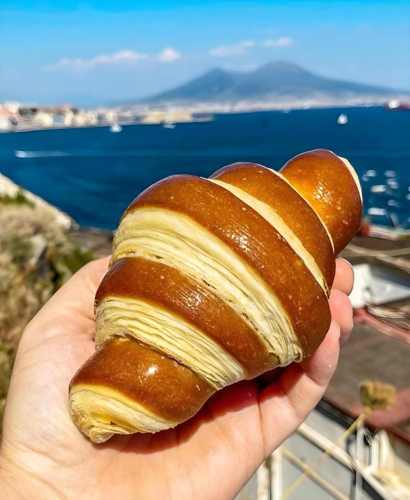 Sottosopra Chiaia * Naples
