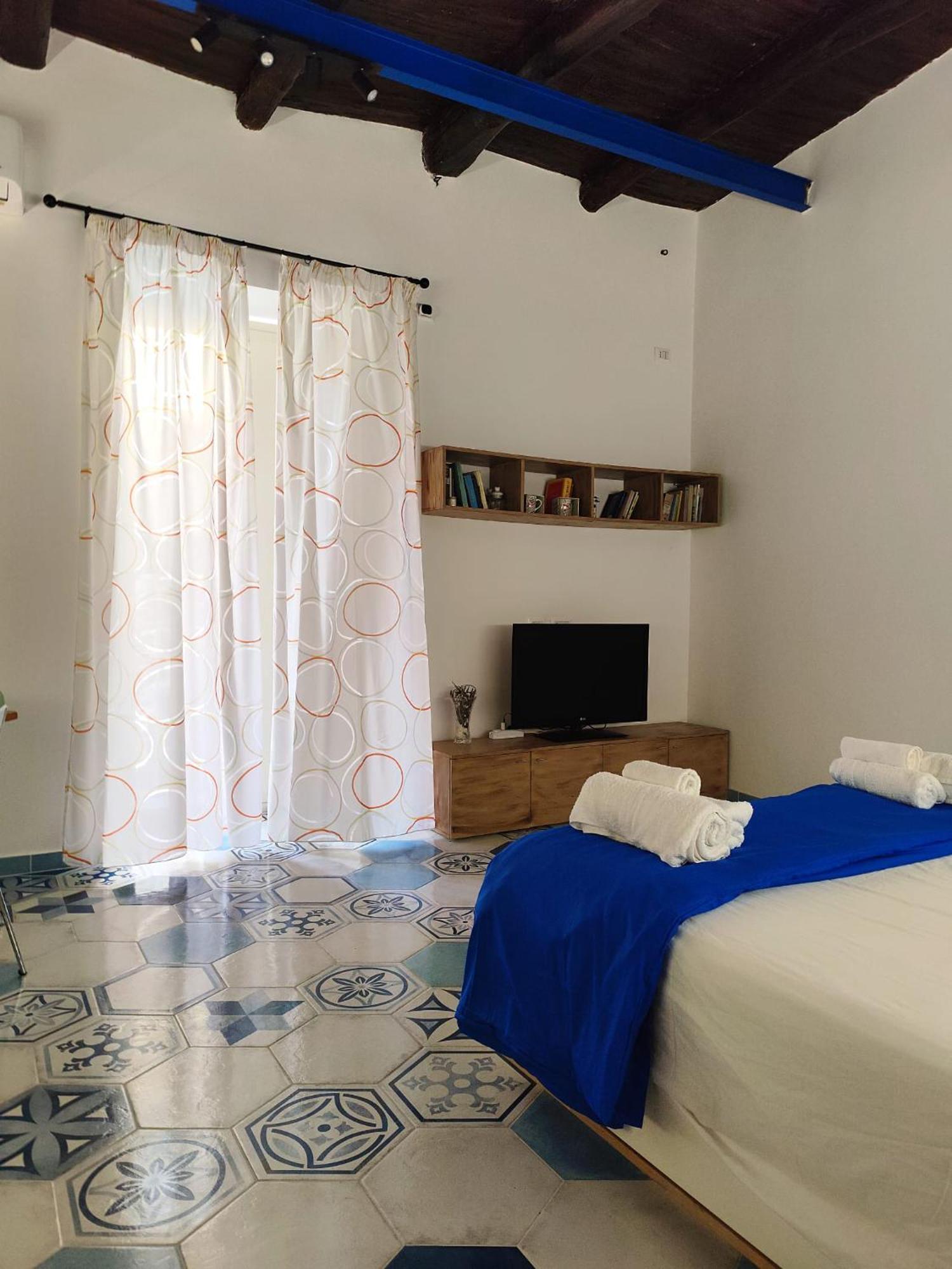 Apartment Montesantini House