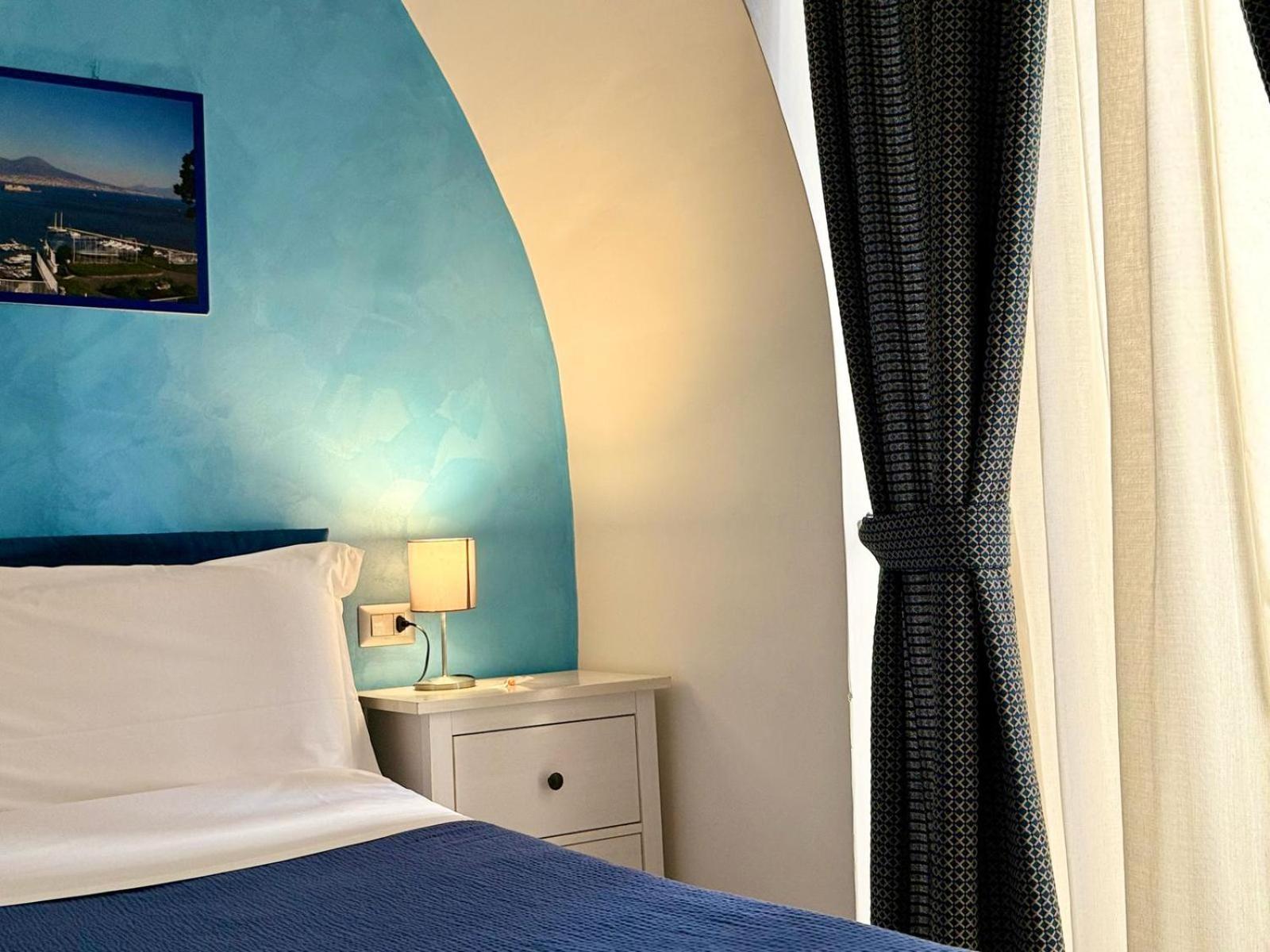 Chiaia Guest house 2*