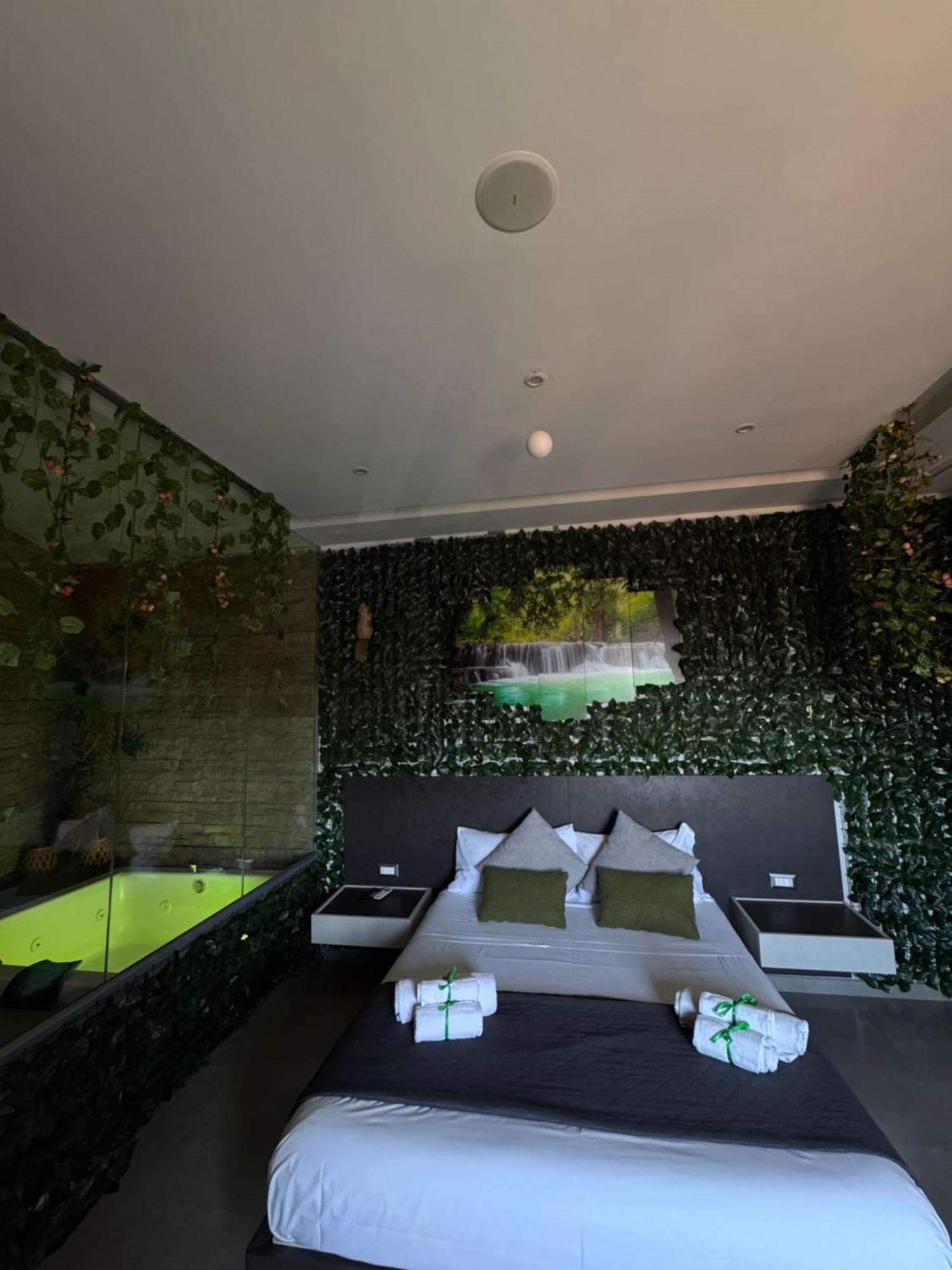 Bed & Breakfast La Collina Di Capodimonte Naples