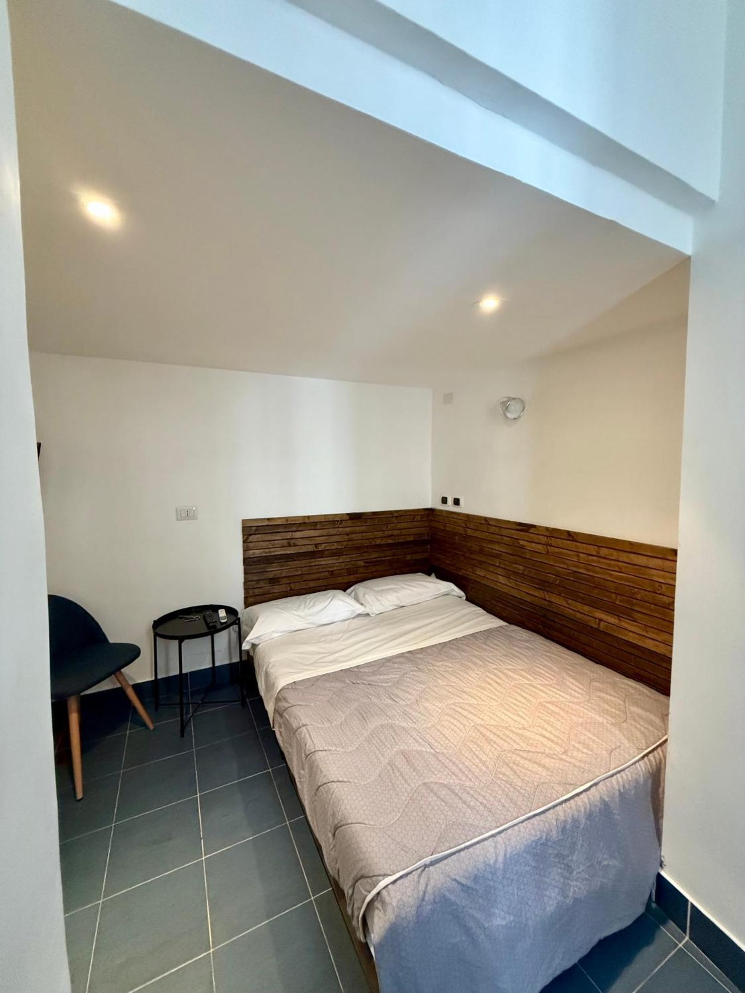 Holiday Houses Napoli * Naples