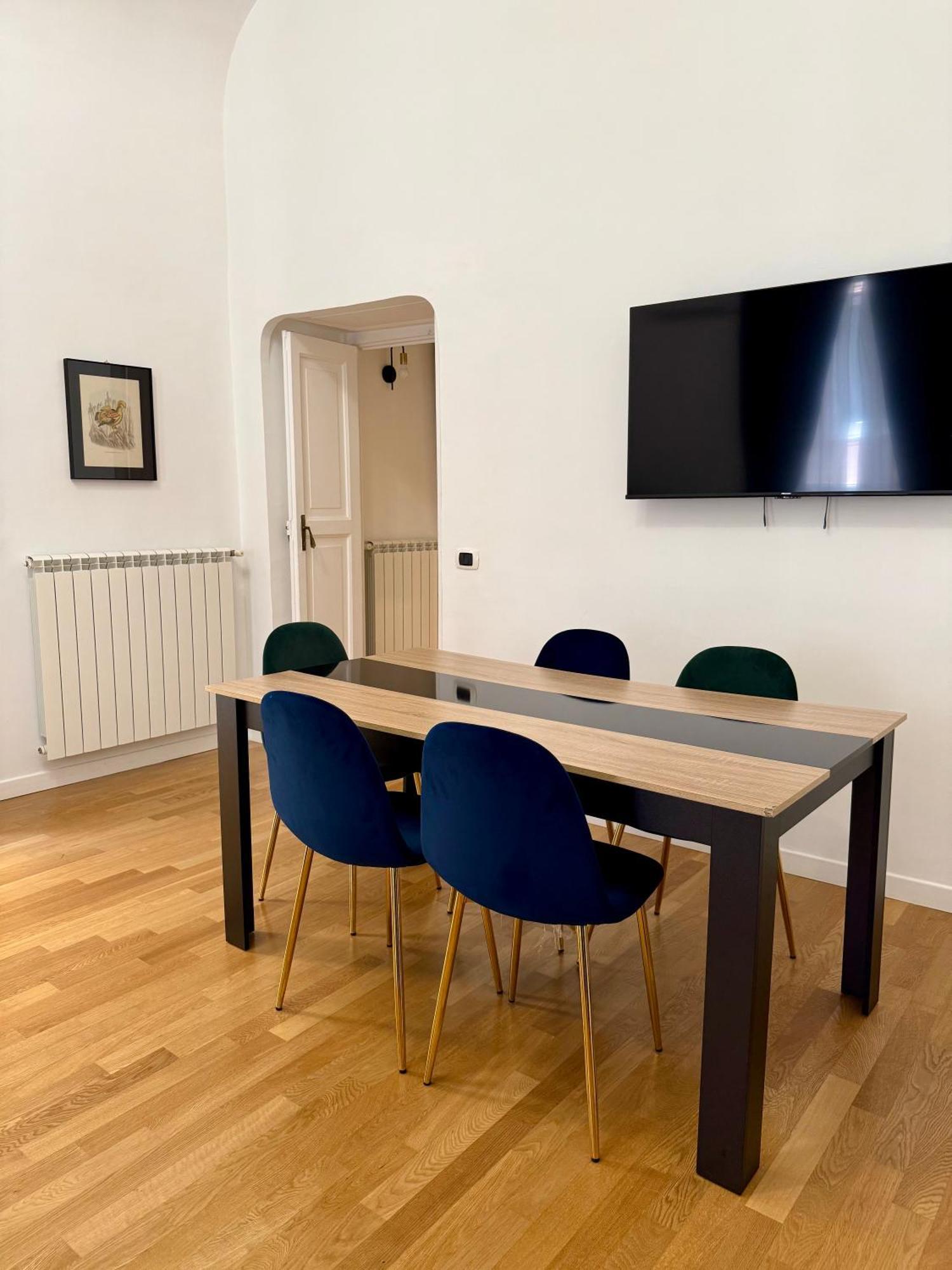 Holiday Houses Napoli Apartment
