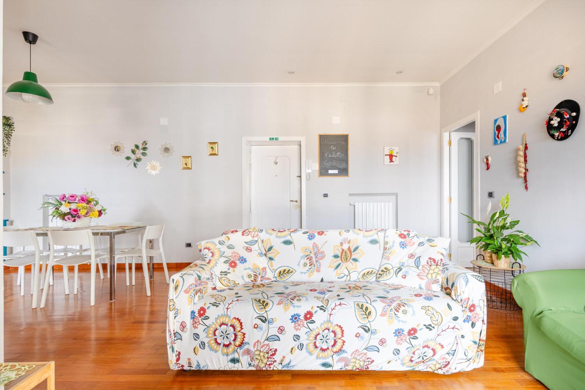 Salotto Napoletano 381 Apartment Naples