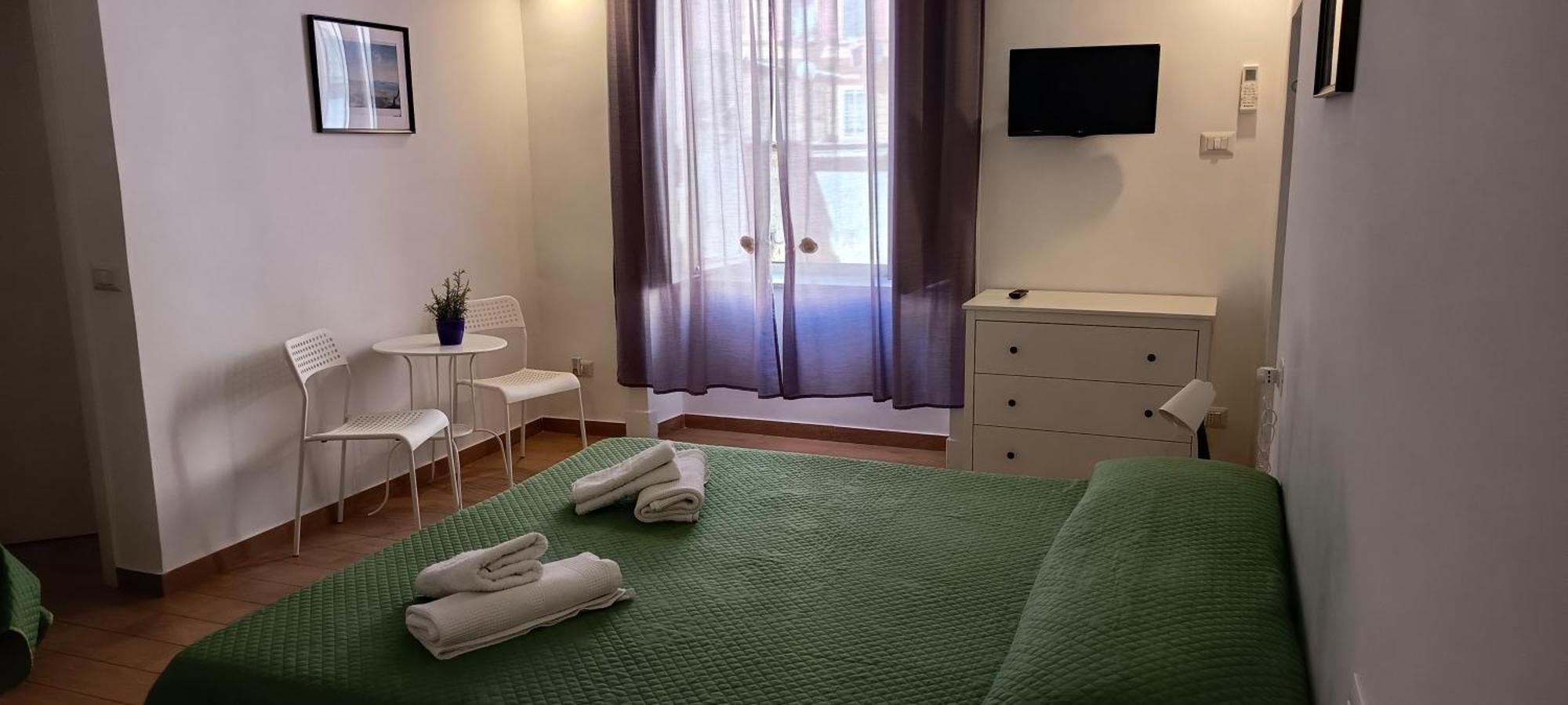 Casa Laura Oliva Mancini Bed & Breakfast Naples