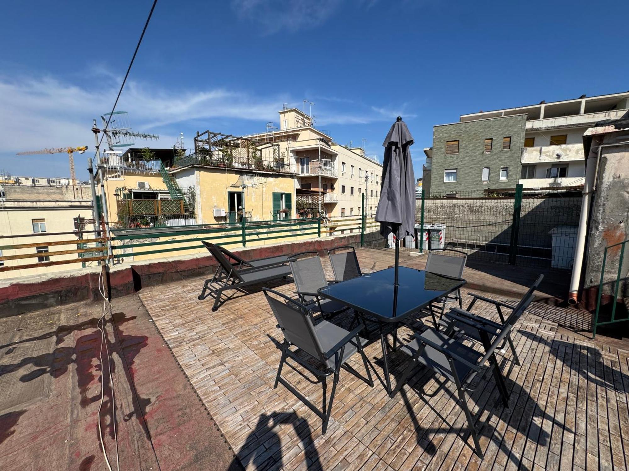 Amazing And Penthouse With Terraces In The Heart Of Naples