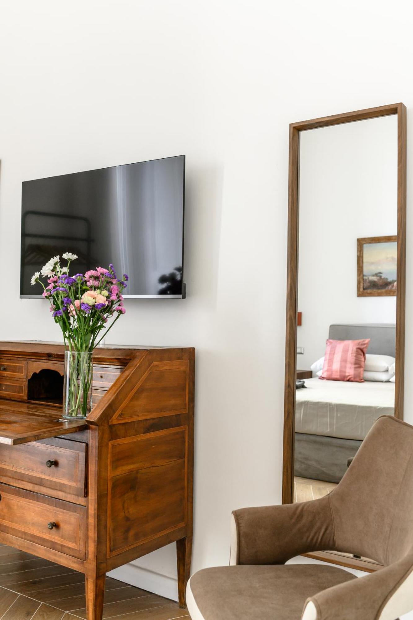 B1flat Mergellina -