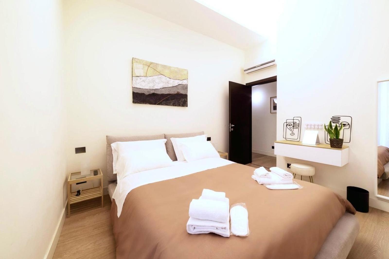 Guli's - Lusso E Comfort In Centro Storico Naples