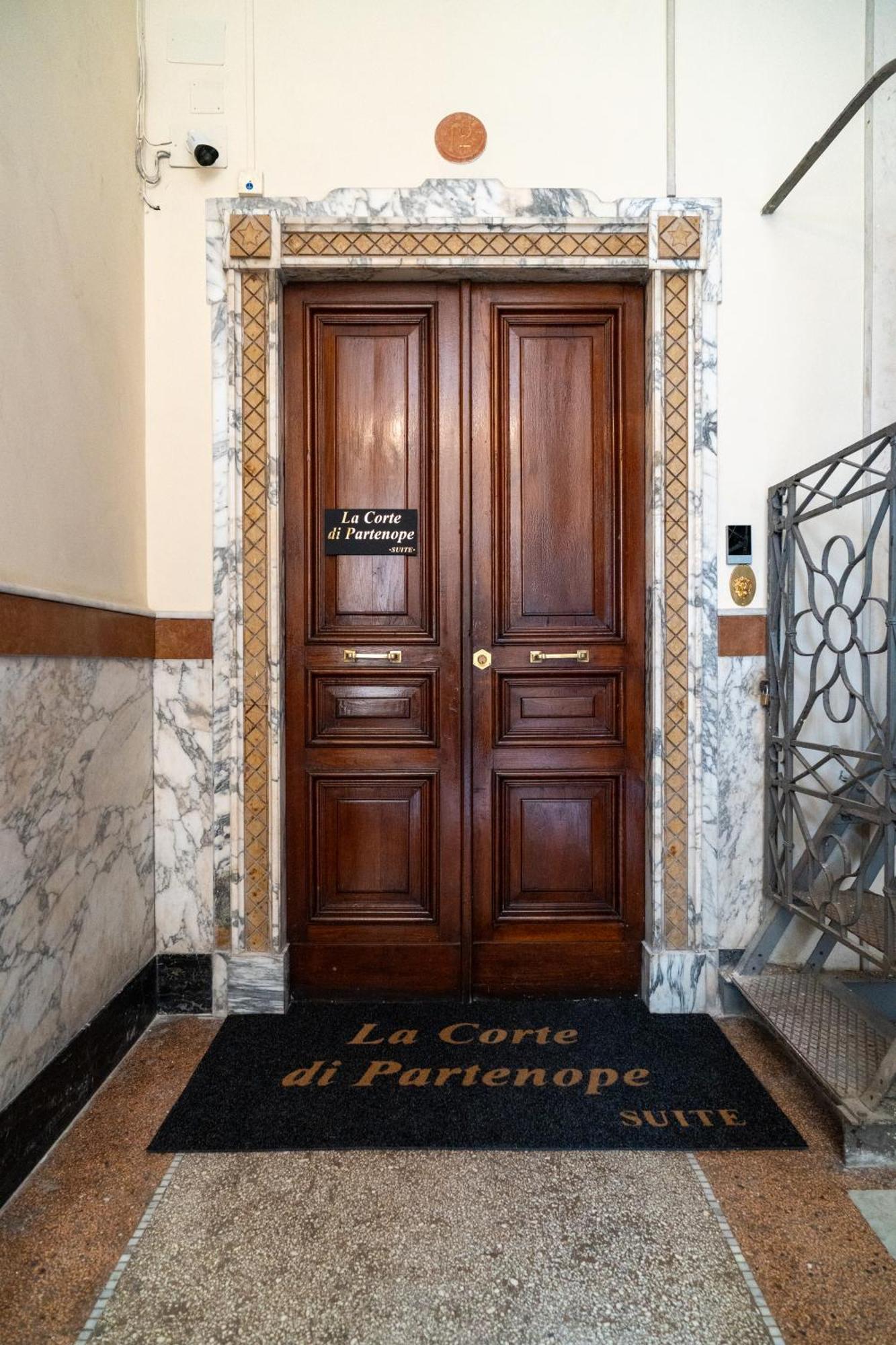 Guest house La Corte Di Partenope Luxury Suite *