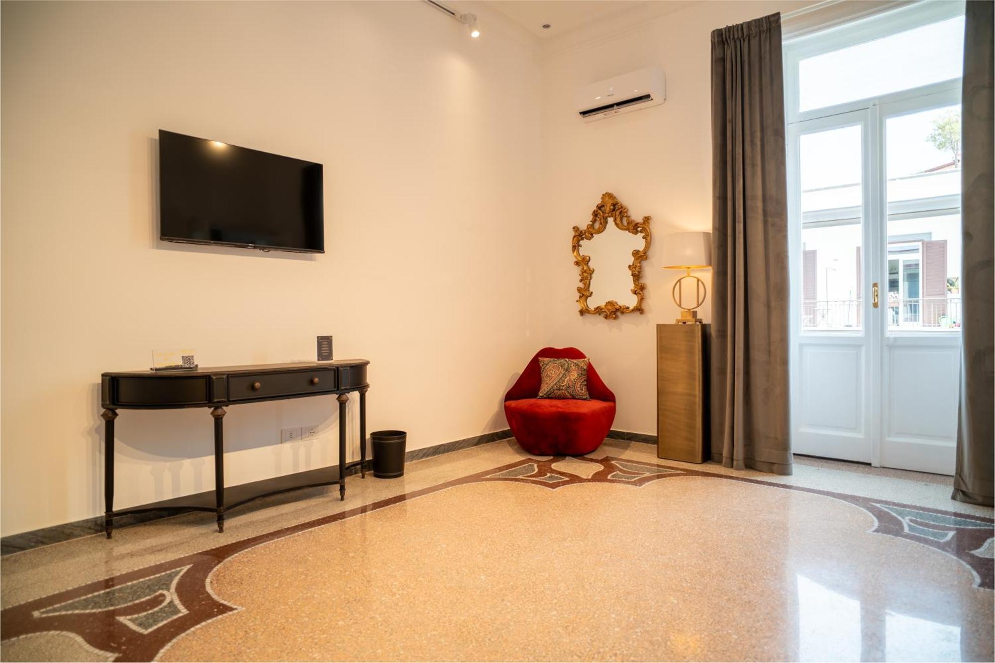 La Corte Di Partenope Luxury Suite * Naples
