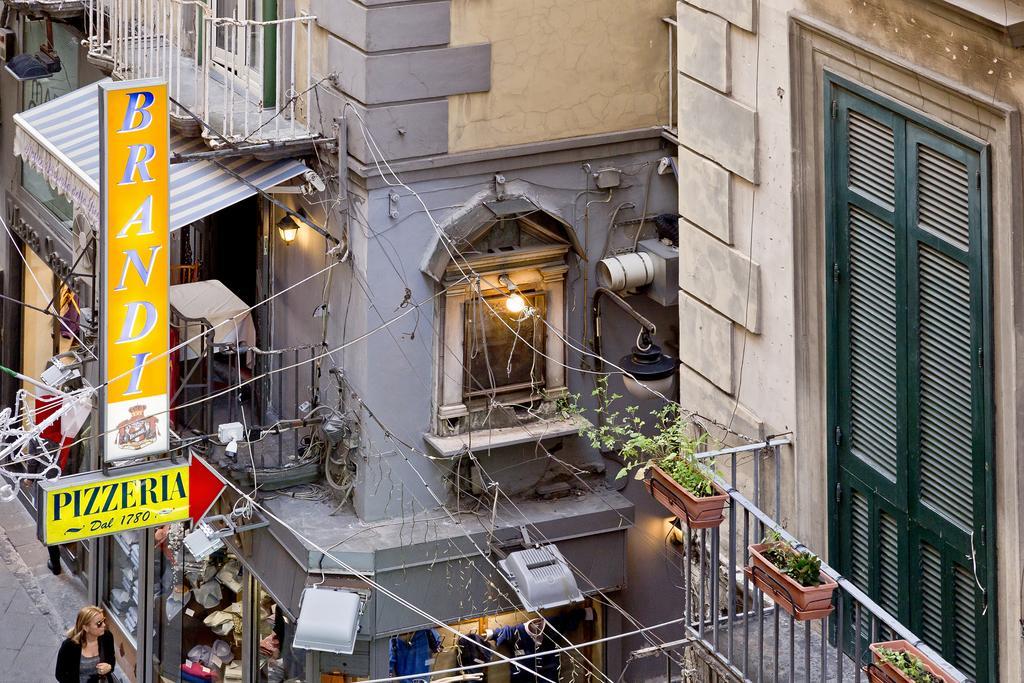 Guest house Chiaia 32 Naples