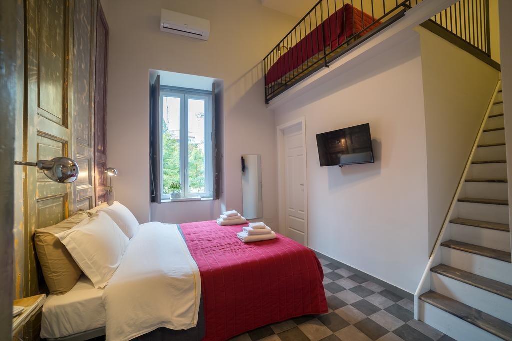Bed & Breakfast The Foria House By House In Naples