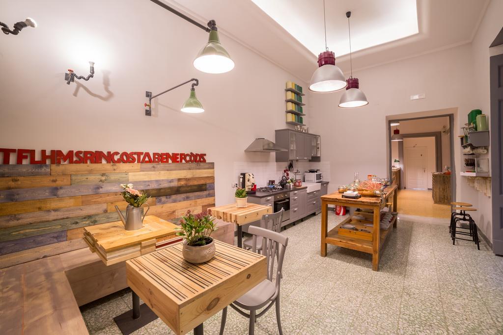 Bed & Breakfast The Foria House By House In