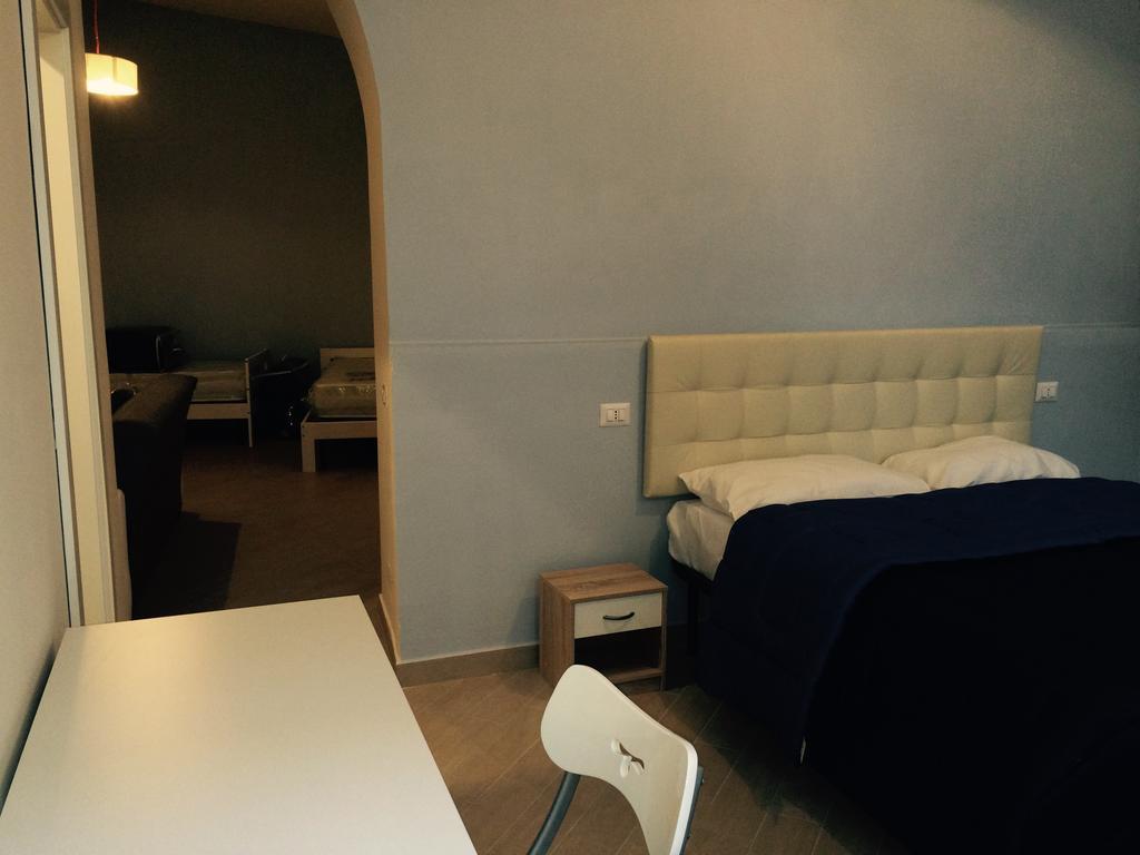 Base Mergellina 3*