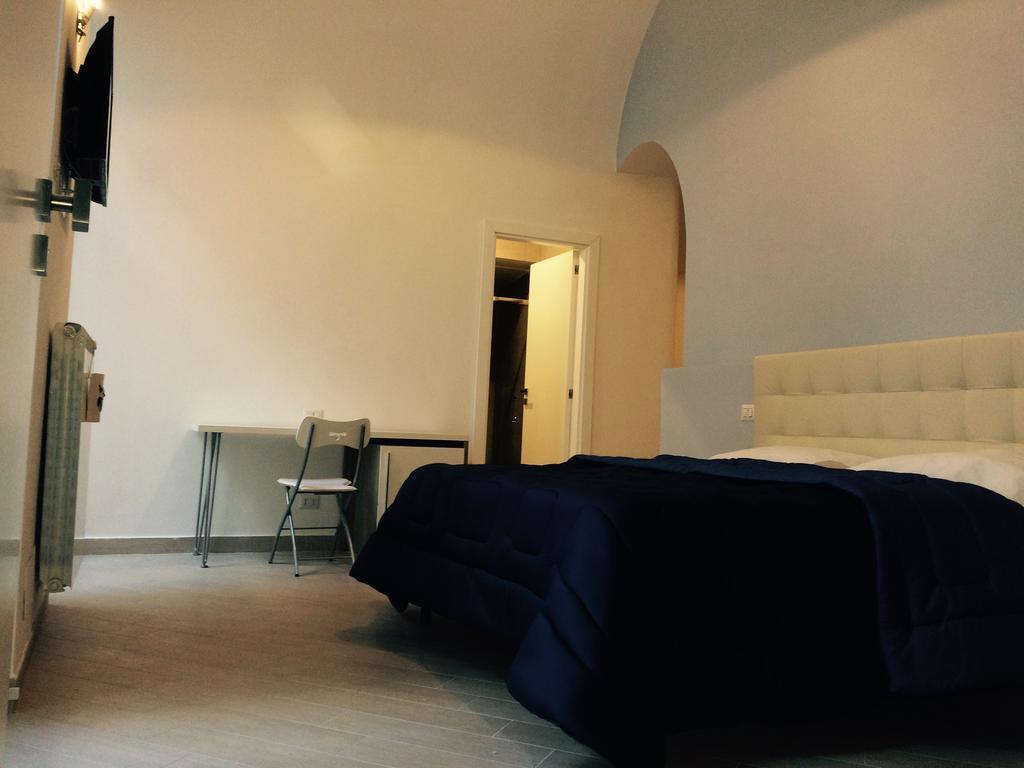 Base Mergellina 3* Naples