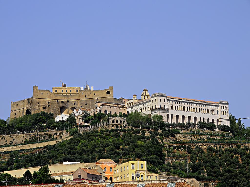 La Piazza Al Vomero Naples