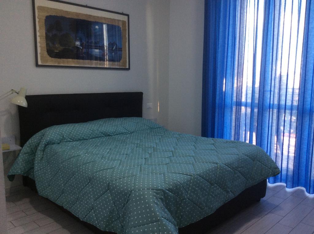 Floor Rentrooms Guest house