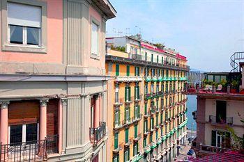 Megaride Santa Lucia Bed & Breakfast 3*