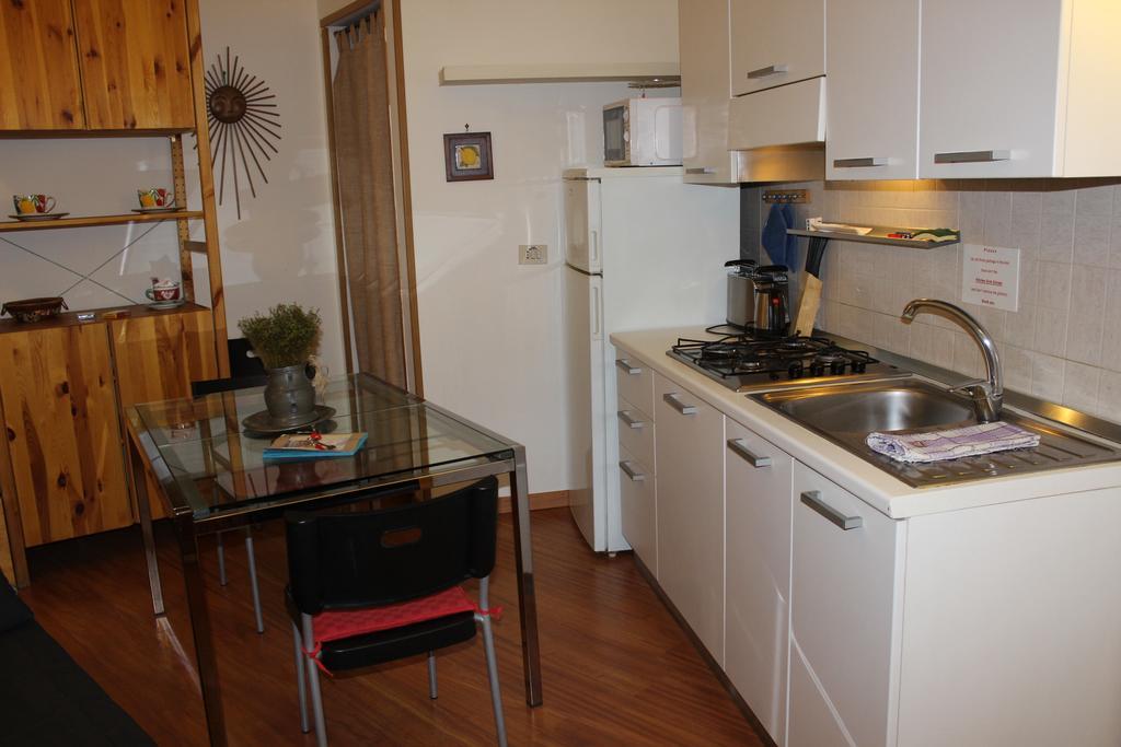 Apartment Guide Tour Naples